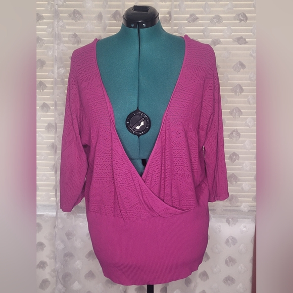 Lane Bryant Tops - Lane Bryant Sz 24 Fuchsia Solid Tribal Aztec Faux Wrap 3/4 Sleeve V Neck Top